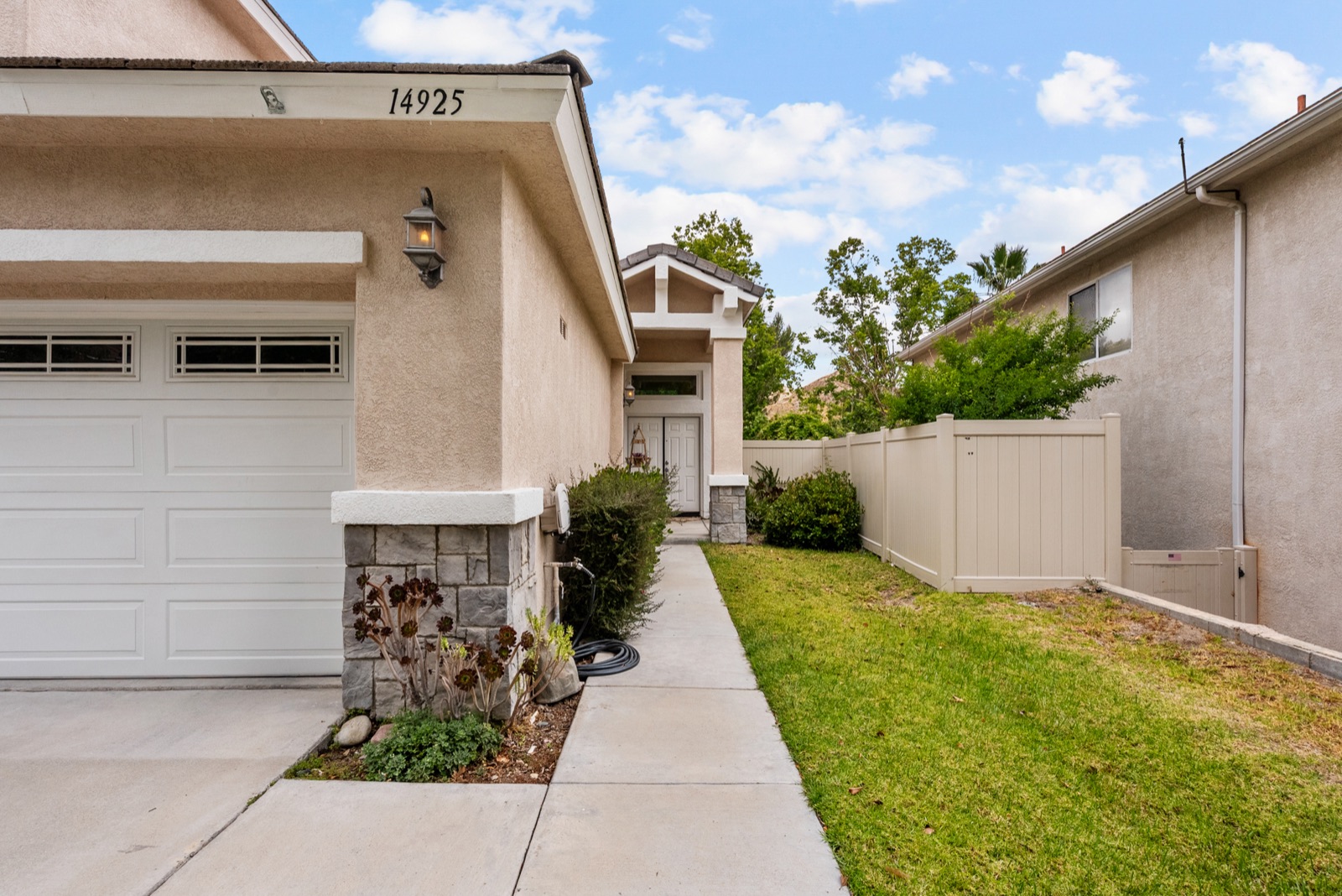14925 Narcissus Crest Avenue, Canyon Country, photo 4