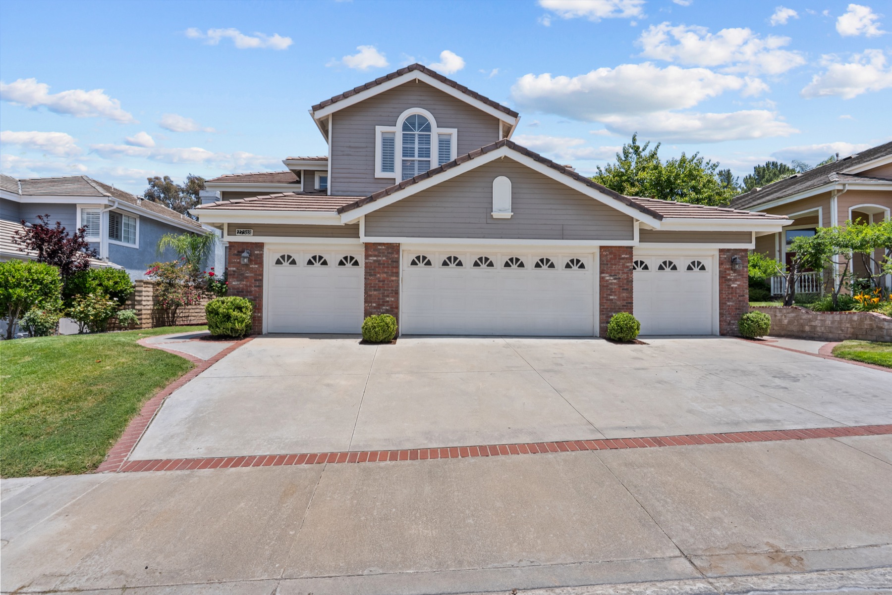 27318 Chesterfield Dr, Valencia