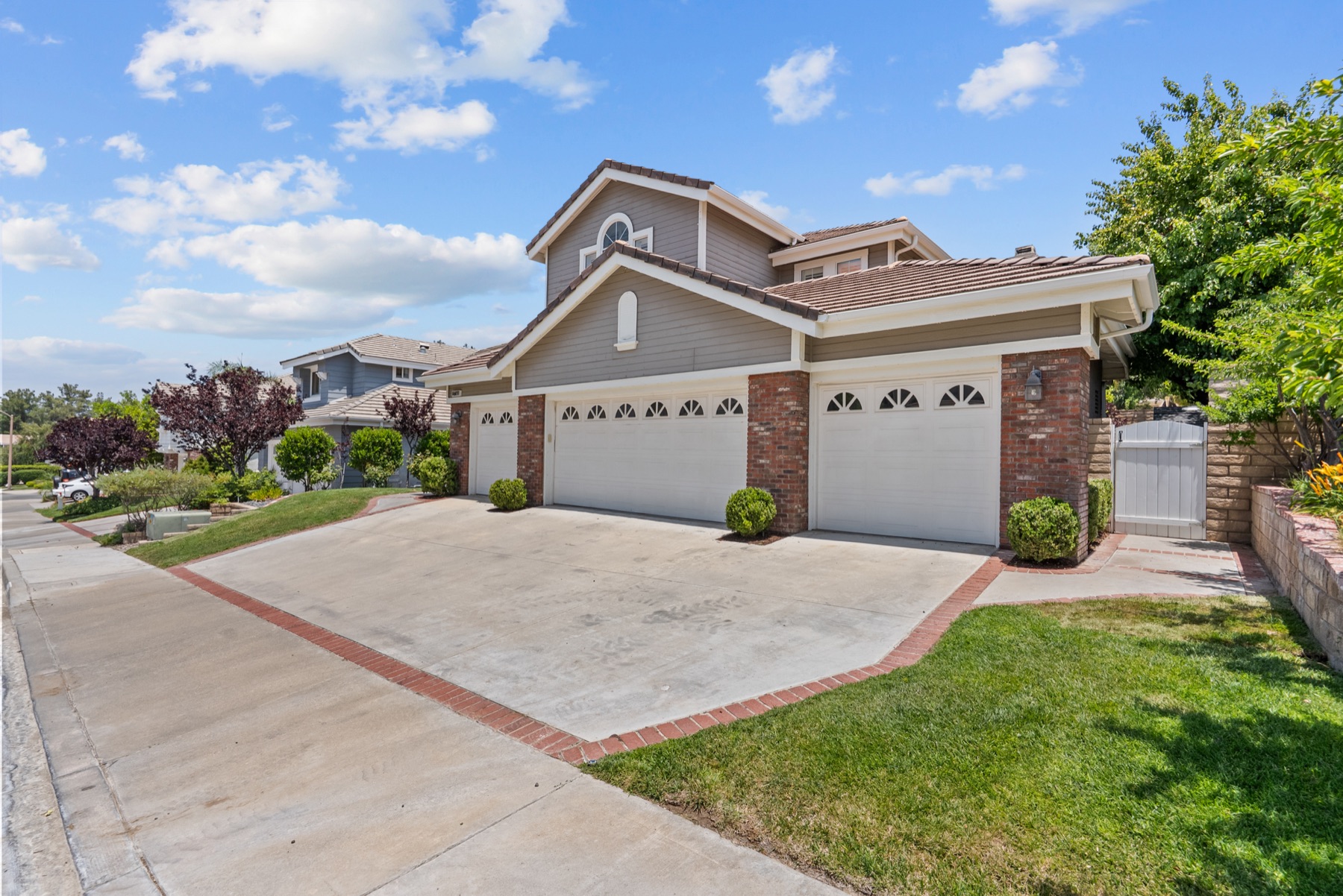 27318 Chesterfield Dr, Valencia, photo 9