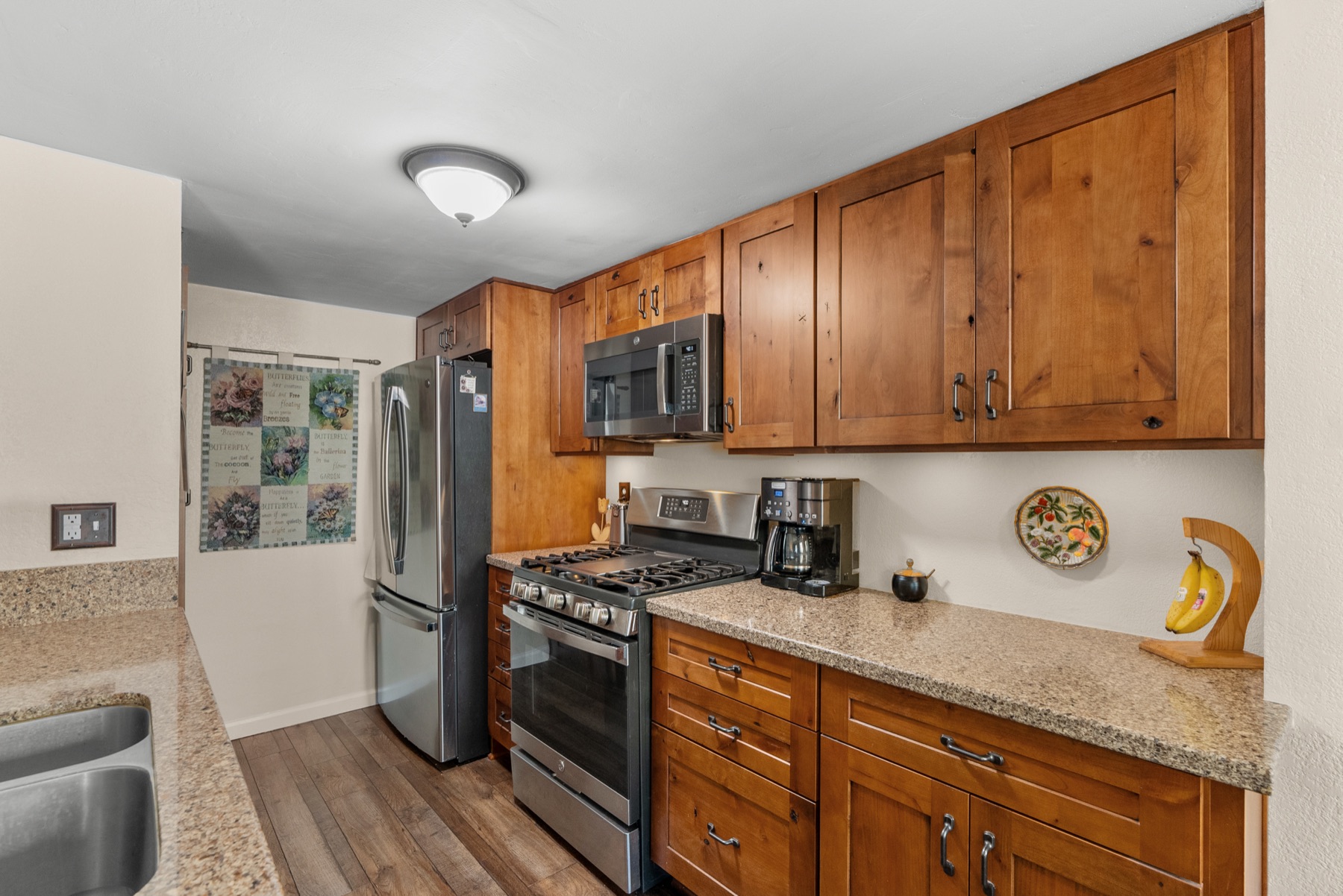 28152 Robin Ave, Saugus, photo 12