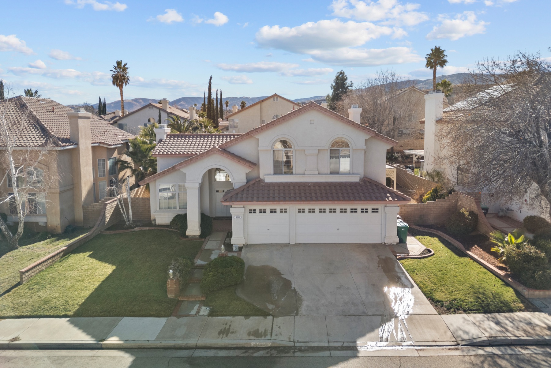 3310 Genoa Pl, Palmdale, photo 2
